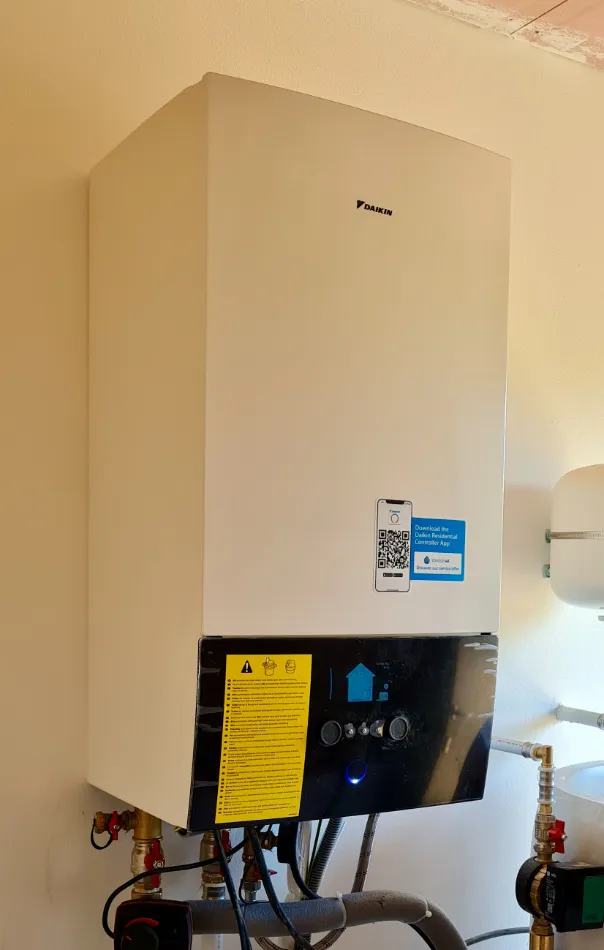 Tepelné čerpadlo vzduch voda Daikin Altherma 3 6kW s chladením rodinný dom Korytárky