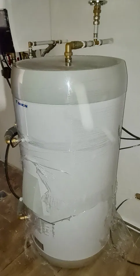 Tepelné čerpadlo vzduch voda Daikin Altherma 3 6kW s chladením rodinný dom Korytárky