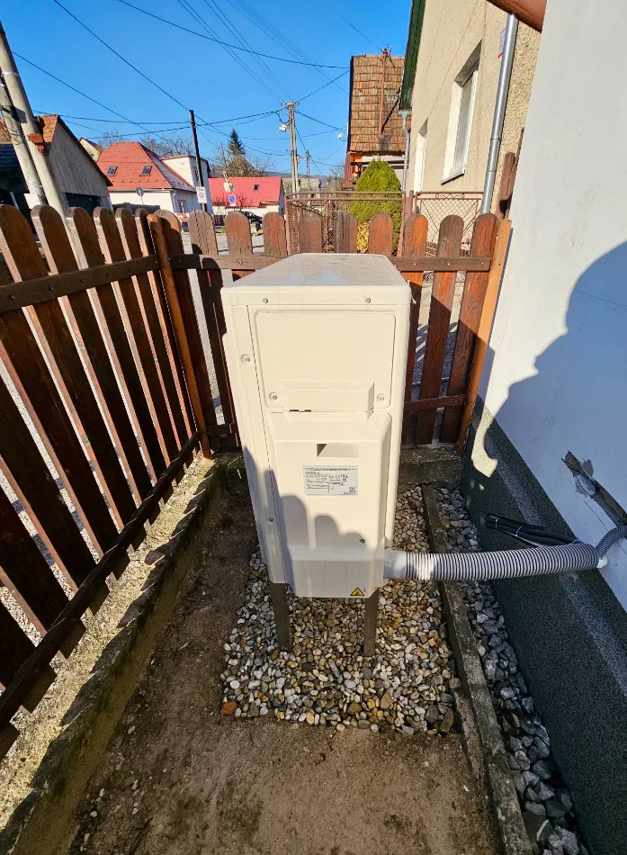 Tepelné čerpadlo vzduch voda Daikin Altherma 3 6kW s chladením rodinný dom Lednické Rovne