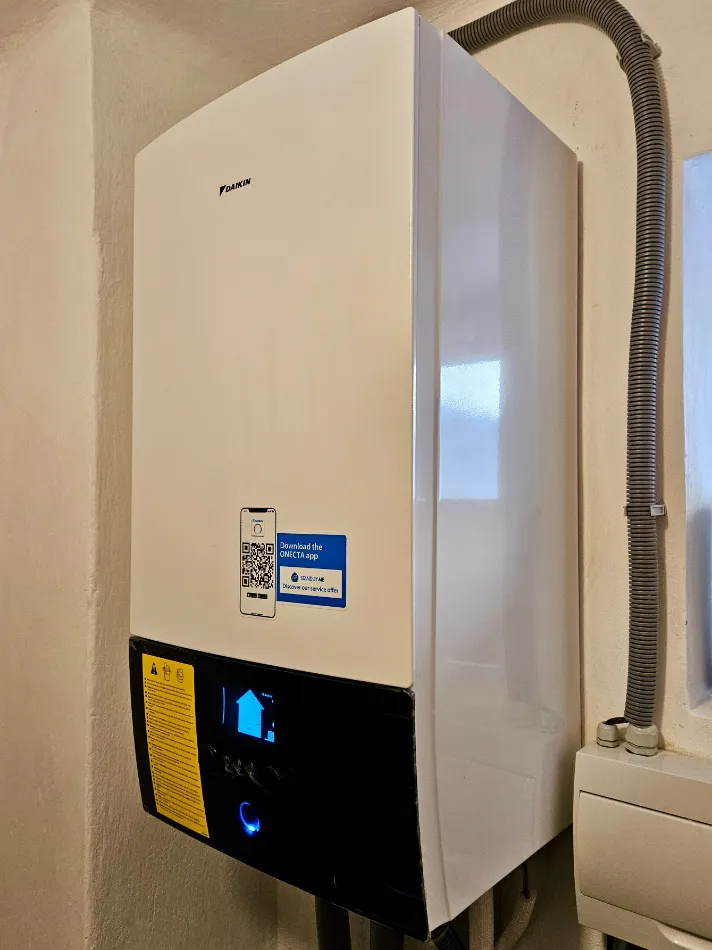 Tepelné čerpadlo vzduch voda Daikin Altherma 3 6kW s chladením rodinný dom Lednické Rovne