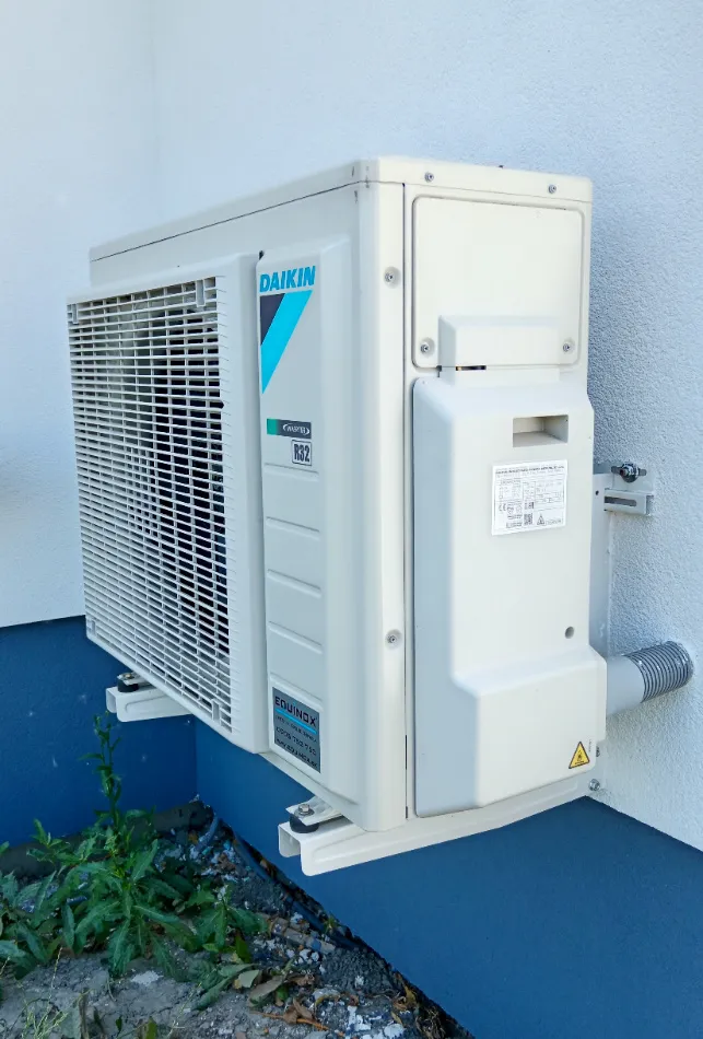 Tepelné čerpadlo vzduch voda Daikin Altherma 3 6kW s chladením rodinný dom Loimersdorf