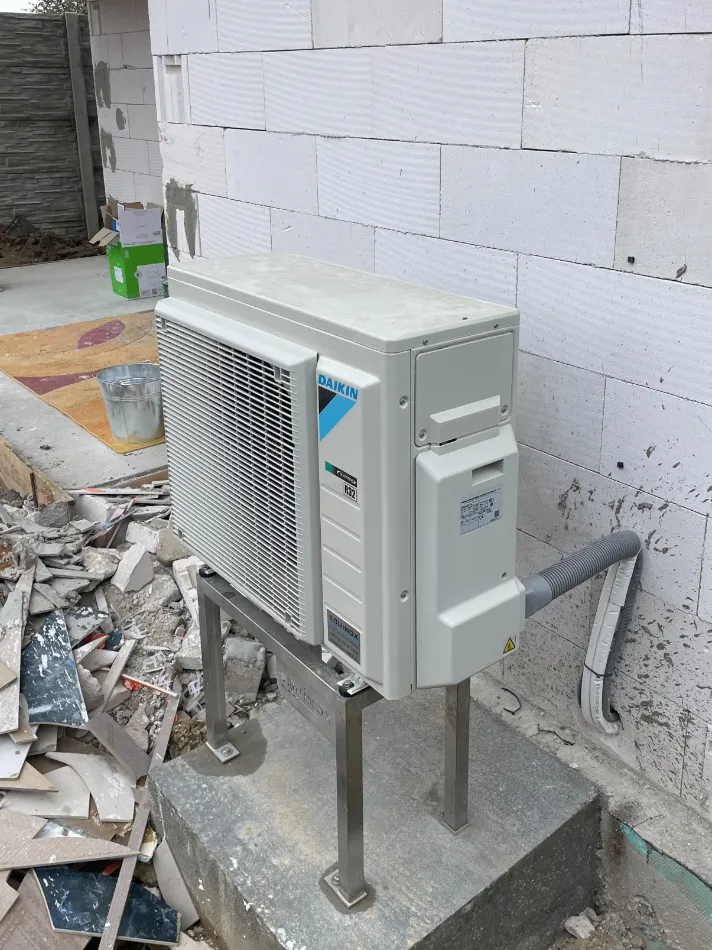 Tepelné čerpadlo vzduch voda Daikin Altherma 3 6kW s chladením rodinný dom Malinová
