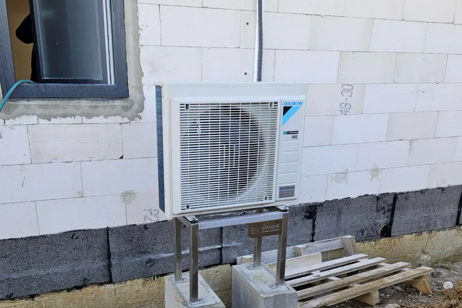 Tepelné čerpadlo vzduch voda Daikin Altherma 3 6kW s chladením rodinný dom Malý Slavkov