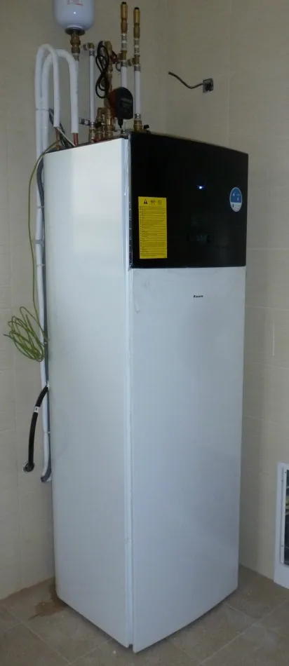 Tepelné čerpadlo vzduch voda Daikin Altherma 3 6kW s chladením rodinný dom Mašková