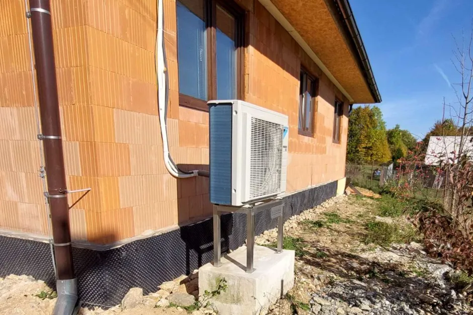 Tepelné čerpadlo vzduch voda Daikin Altherma 3 6kW s chladením rodinný dom Mojtín