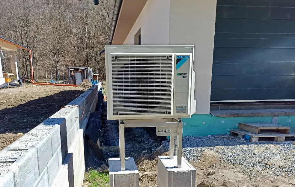 Tepelné čerpadlo vzduch voda Daikin Altherma 3 6kW s chladením rodinný dom Moštenica