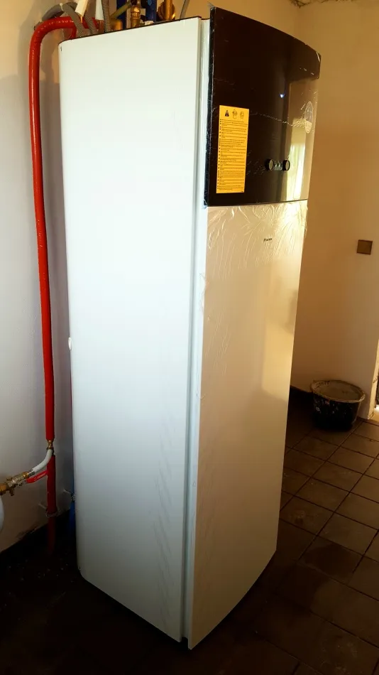 Tepelné čerpadlo vzduch voda Daikin Altherma 3 6kW s chladením rodinný dom Nesluša