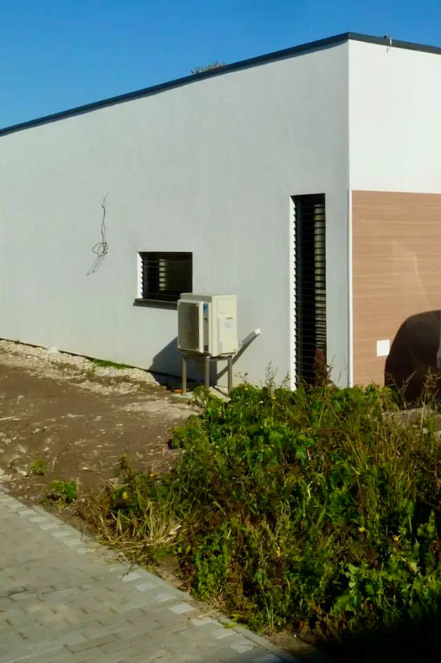 Tepelné čerpadlo vzduch voda Daikin Altherma 3 6kW s chladením rodinný dom Nová Dedinka