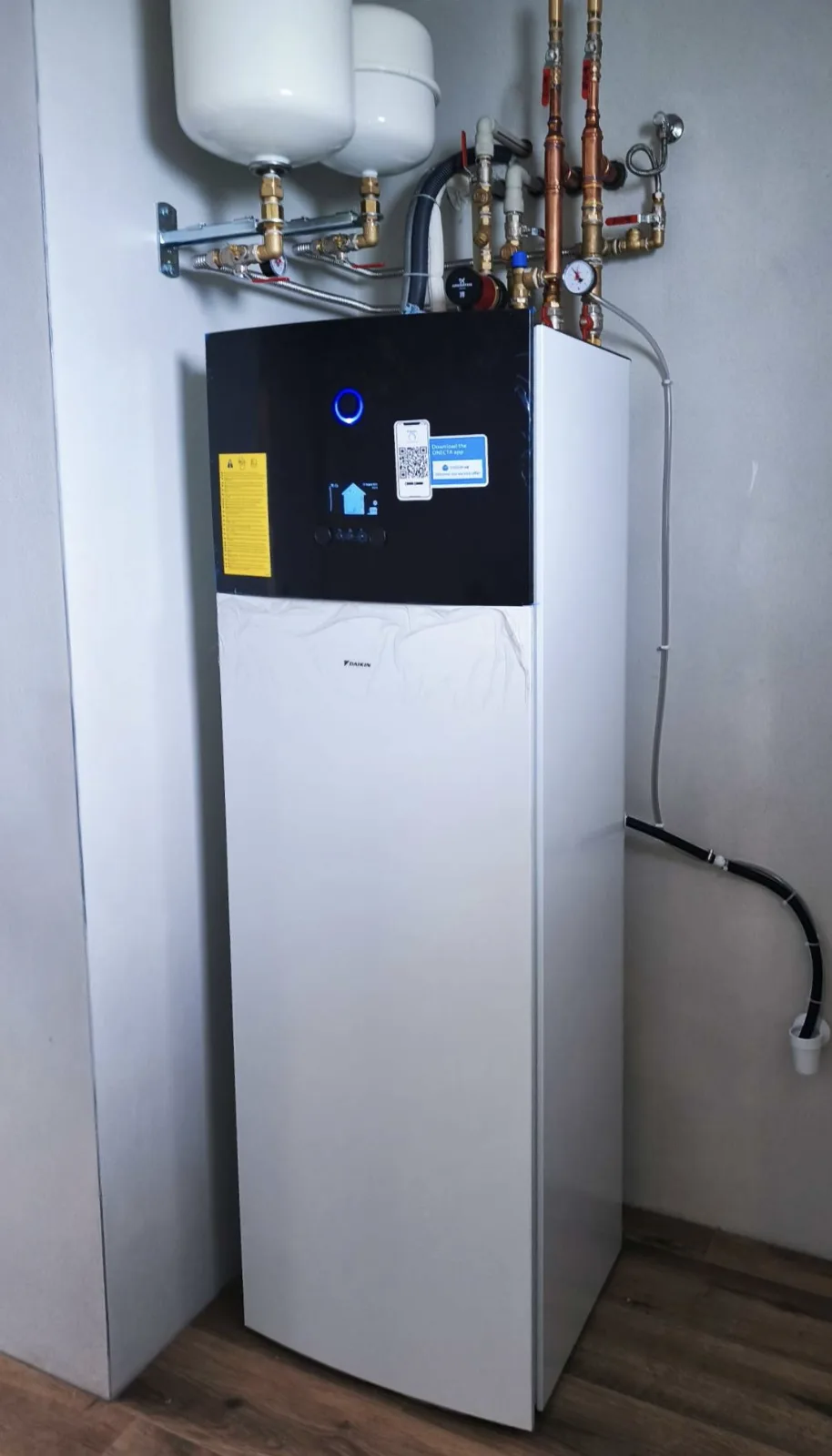 Tepelné čerpadlo vzduch voda Daikin Altherma 3 6kW s chladením rodinný dom Nový Tekov
