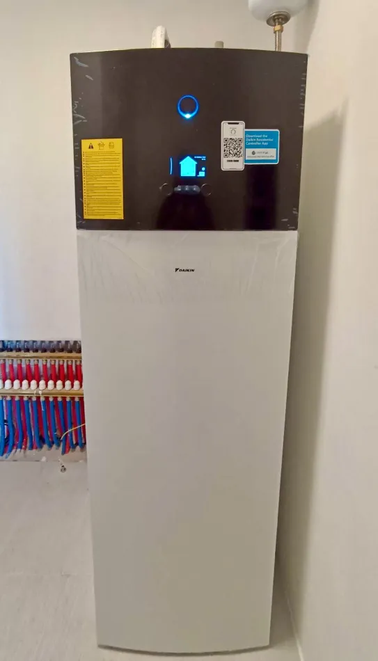 Tepelné čerpadlo vzduch voda Daikin Altherma 3 6kW s chladením rodinný dom Ožďany