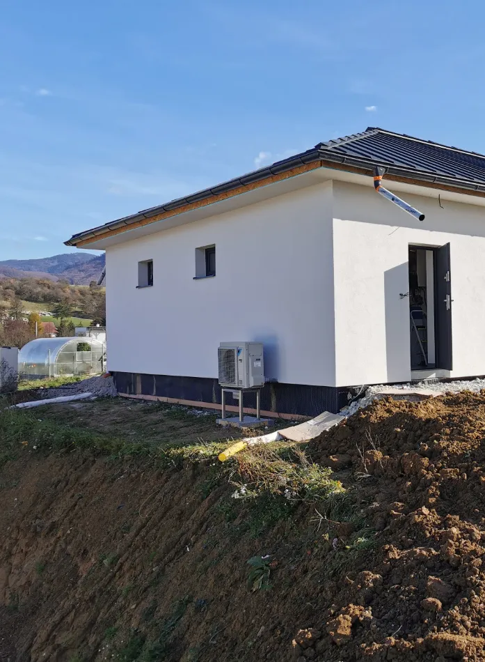 Tepelné čerpadlo vzduch voda Daikin Altherma 3 6kW s chladením rodinný dom Poluvsie