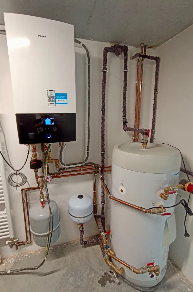 Tepelné čerpadlo vzduch voda Daikin Altherma 3 6kW s chladením rodinný dom Považská Teplá