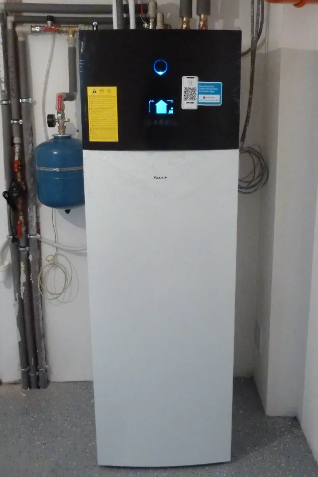 Tepelné čerpadlo vzduch voda Daikin Altherma 3 6kW s chladením rodinný dom Prečín