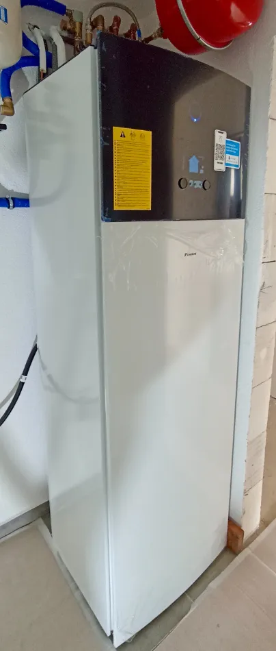 Tepelné čerpadlo vzduch voda Daikin Altherma 3 6kW s chladením rodinný dom Pribylina