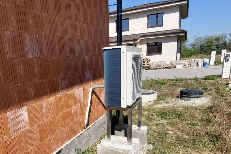 Tepelné čerpadlo vzduch voda Daikin Altherma 3 6kW s chladením rodinný dom Ruskov