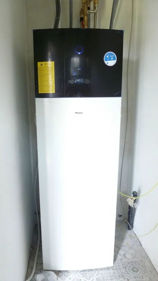 Tepelné čerpadlo vzduch voda Daikin Altherma 3 6kW s chladením rodinný dom Šebastovce