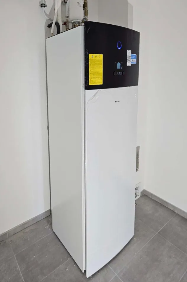 Tepelné čerpadlo vzduch voda Daikin Altherma 3 6kW s chladením rodinný dom Stožok