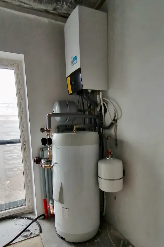 Tepelné čerpadlo vzduch voda Daikin Altherma 3 6kW s chladením rodinný dom Tomášov
