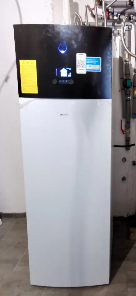 Tepelné čerpadlo vzduch voda Daikin Altherma 3 6kW s chladením rodinný dom Uňatín