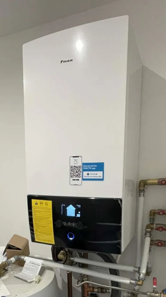 Tepelné čerpadlo vzduch voda Daikin Altherma 3 6kW s chladením rodinný dom Veľké Zálužie