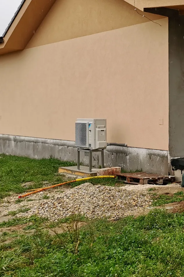 Tepelné čerpadlo vzduch voda Daikin Altherma 3 6kW s chladením rodinný dom Veľký Lapáš