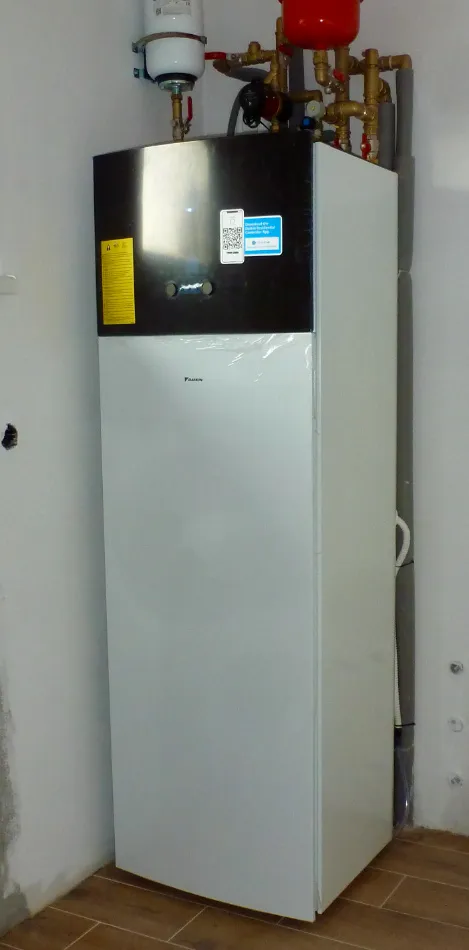 Tepelné čerpadlo vzduch voda Daikin Altherma 3 6kW s chladením rodinný dom Vráble
