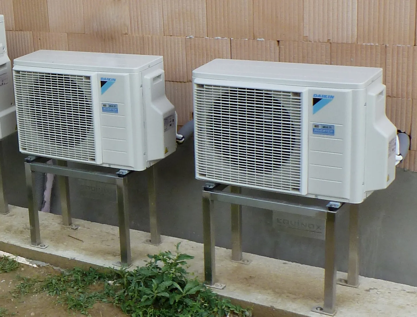 Tepelné čerpadlo vzduch voda Daikin Altherma 3 8kW a klimatizácia rod. dom Párovské Háje