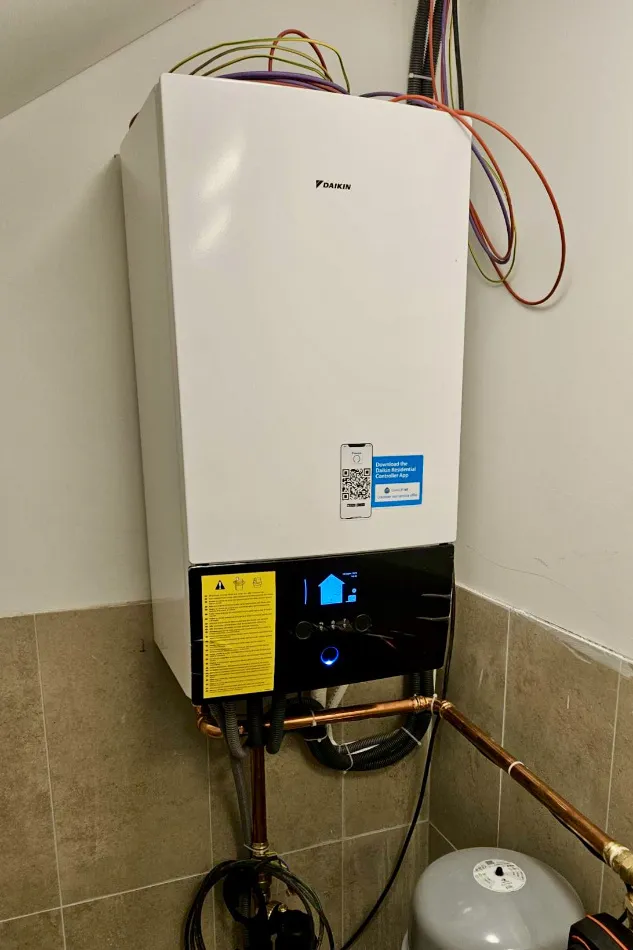 Tepelné čerpadlo vzduch voda Daikin Altherma 3 8kW rodinný dom Banská Štiavnica