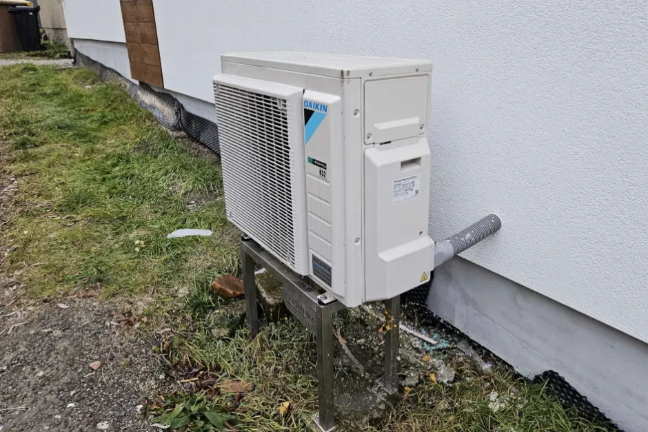 Tepelné čerpadlo vzduch voda Daikin Altherma 3 8kW rodinný dom Bečov