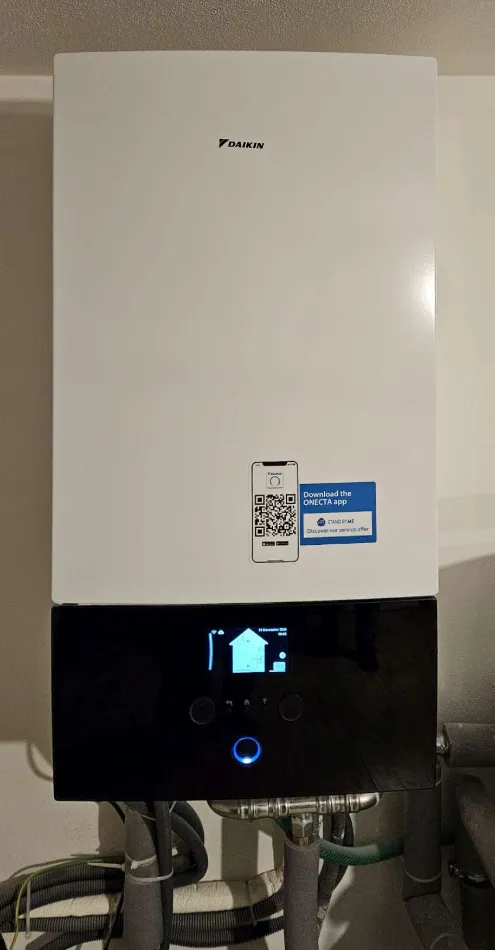 Tepelné čerpadlo vzduch voda Daikin Altherma 3 8kW rodinný dom Bečov