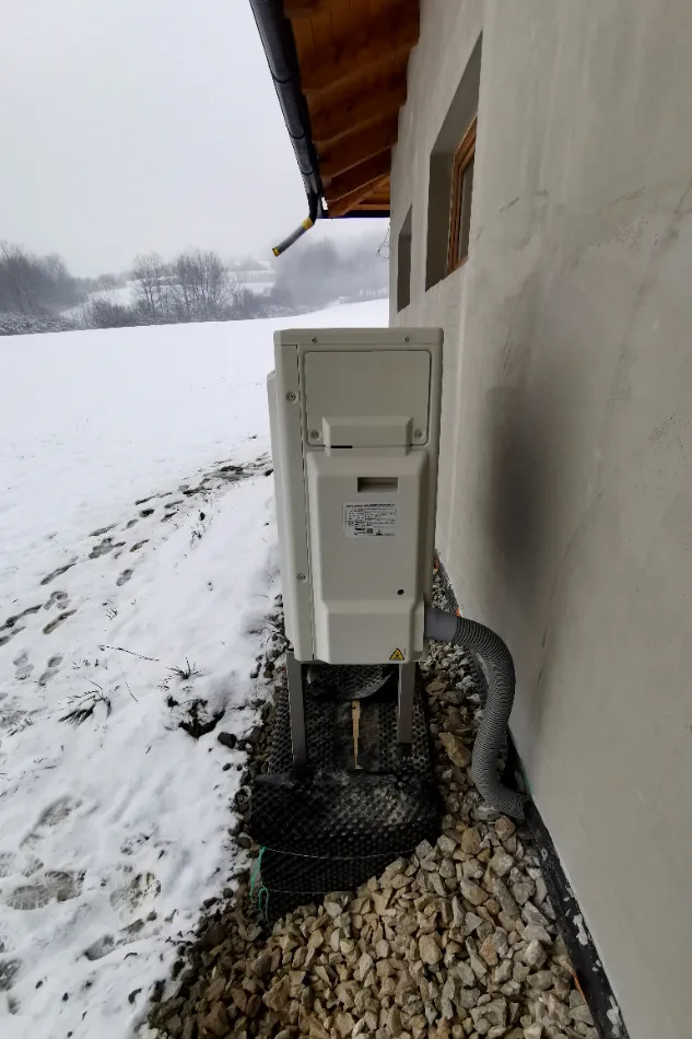 Tepelné čerpadlo vzduch voda Daikin Altherma 3 8kW rodinný dom Benuš