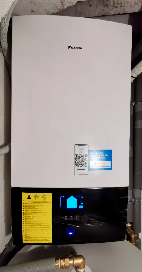 Tepelné čerpadlo vzduch voda Daikin Altherma 3 8kW rodinný dom Blatné