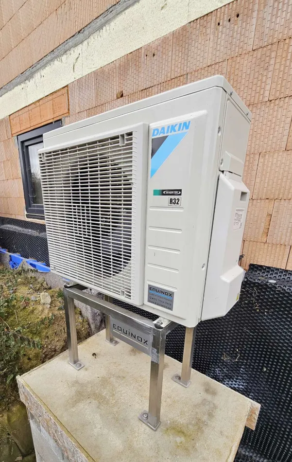 Tepelné čerpadlo vzduch voda Daikin Altherma 3 8kW rodinný dom Bobrov