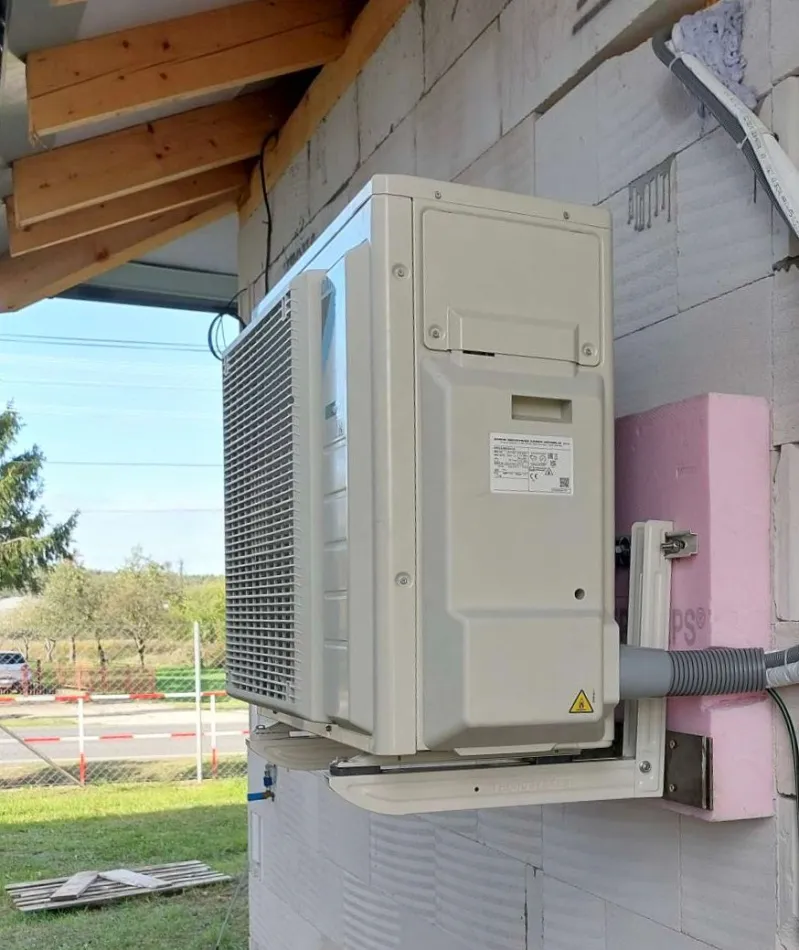 Tepelné čerpadlo vzduch voda Daikin Altherma 3 8kW rodinný dom Borský Mikuláš