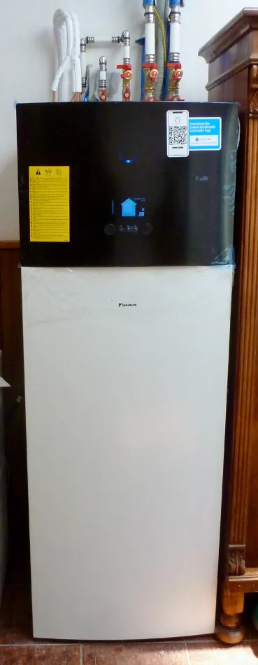 Tepelné čerpadlo vzduch voda Daikin Altherma 3 8kW rodinný dom Bošáca