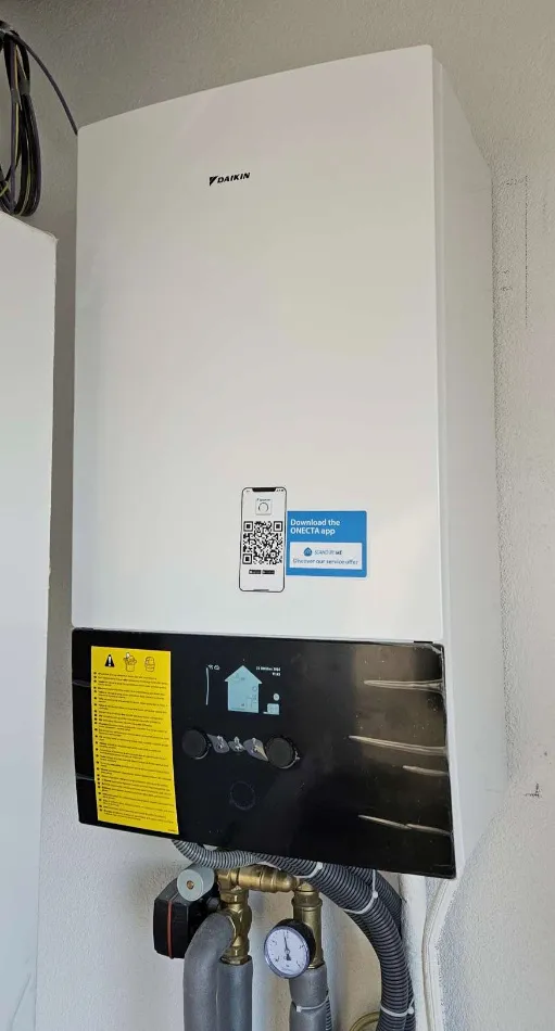 Tepelné čerpadlo vzduch voda Daikin Altherma 3 8kW rodinný dom Brezno