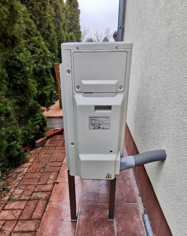 Tepelné čerpadlo vzduch voda Daikin Altherma 3 8kW rodinný dom Chorvátsky Grob