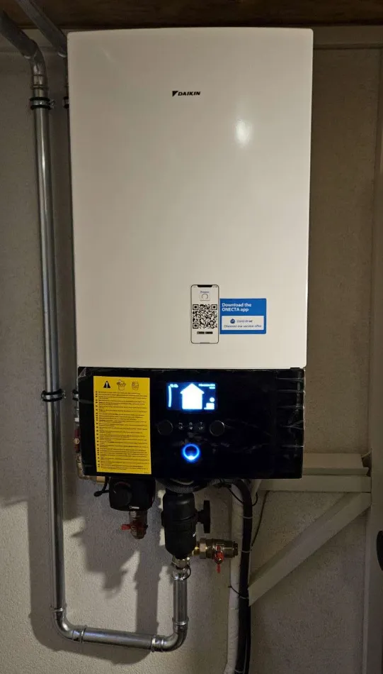 Tepelné čerpadlo vzduch voda Daikin Altherma 3 8kW rodinný dom Chrasť nad Hornádom