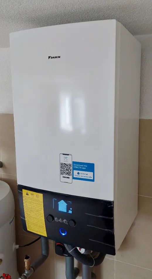 Tepelné čerpadlo vzduch voda Daikin Altherma 3 8kW rodinný dom Čierny Balog
