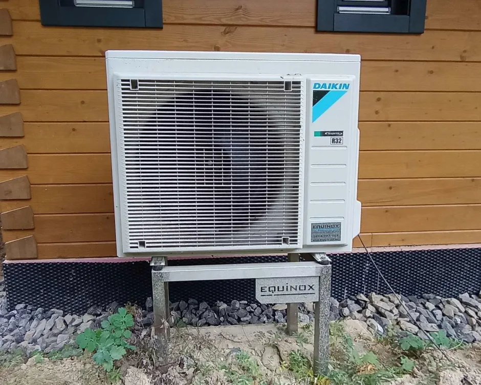 Tepelné čerpadlo vzduch voda Daikin Altherma 3 8kW rodinný dom Čierny Balog