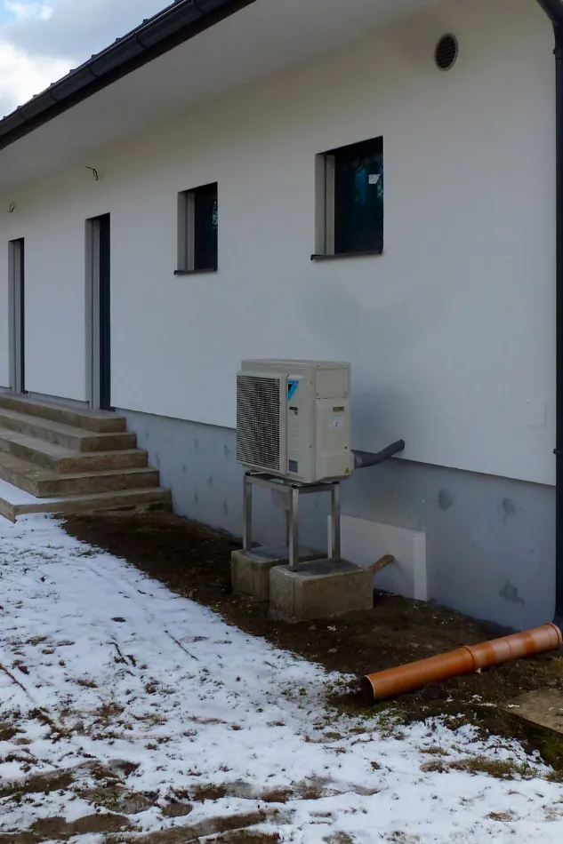 Tepelné čerpadlo vzduch voda Daikin Altherma 3 8kW rodinný dom Dolná Mariková