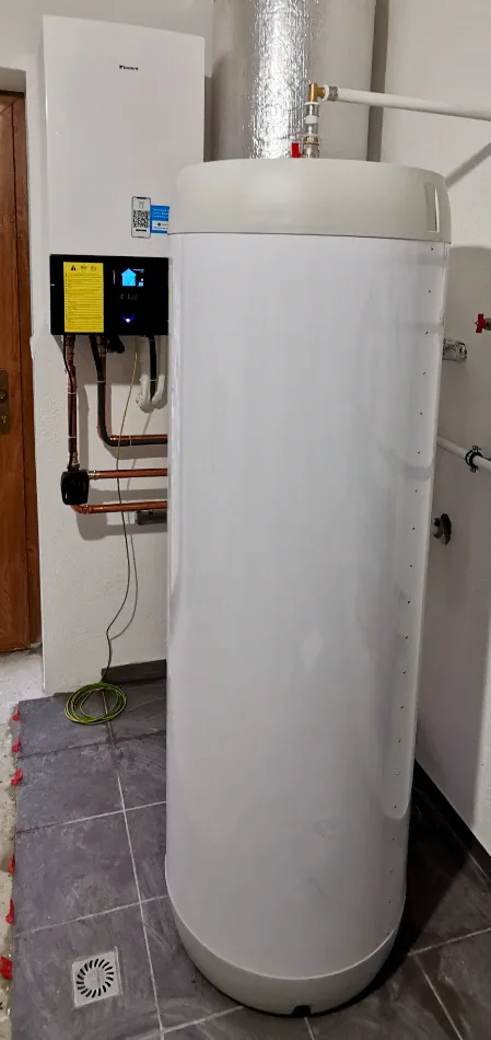 Tepelné čerpadlo vzduch voda Daikin Altherma 3 8kW rodinný dom Hriňová
