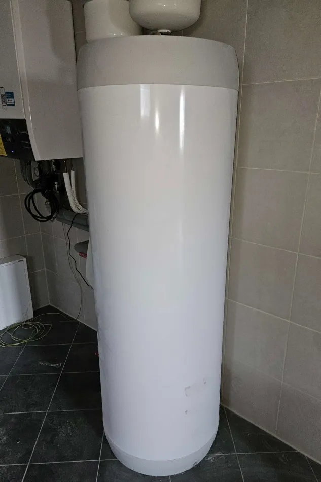 Tepelné čerpadlo vzduch voda Daikin Altherma 3 8kW rodinný dom Hruštín
