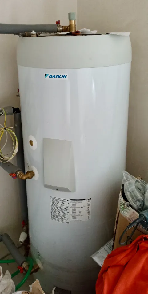 Tepelné čerpadlo vzduch voda Daikin Altherma 3 8kW rodinný dom Hubová