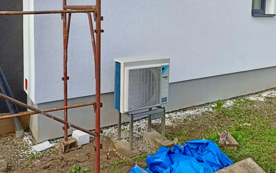 Tepelné čerpadlo vzduch voda Daikin Altherma 3 8kW rodinný dom Jasenová