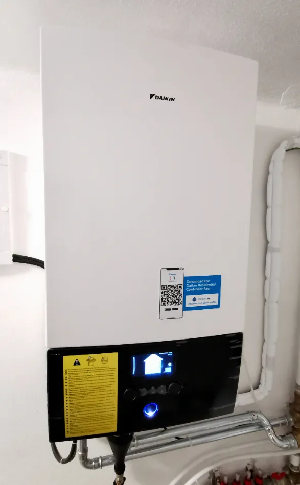 Tepelné čerpadlo vzduch voda Daikin Altherma 3 8kW rodinný dom Kečovo