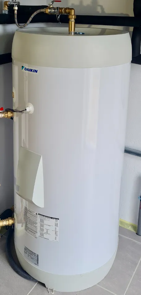 Tepelné čerpadlo vzduch voda Daikin Altherma 3 8kW rodinný dom Krupina