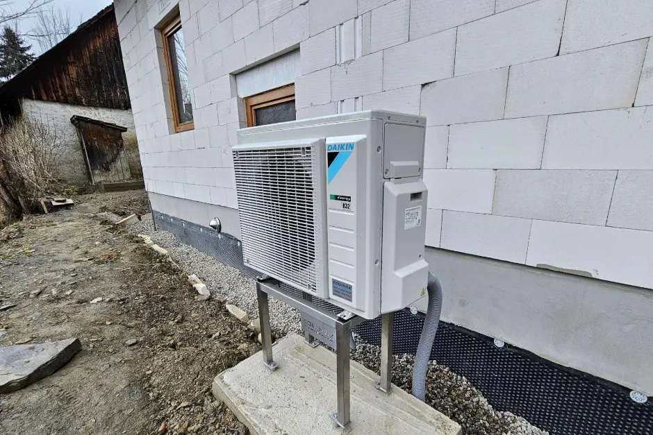 Tepelné čerpadlo vzduch voda Daikin Altherma 3 8kW rodinný dom Liptovský Ondrej