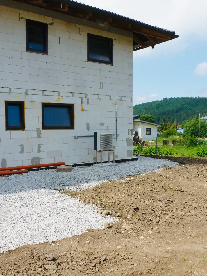 Tepelné čerpadlo vzduch voda Daikin Altherma 3 8kW rodinný dom Lokca