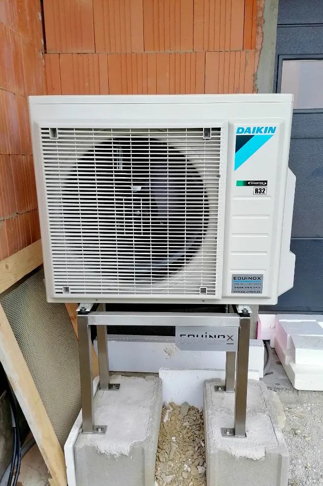 Tepelné čerpadlo vzduch voda Daikin Altherma 3 8kW rodinný dom Lovčica - Trubín